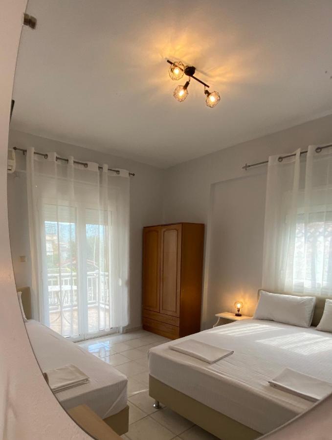 Rooms Chrysoula Vrasná 外观 照片