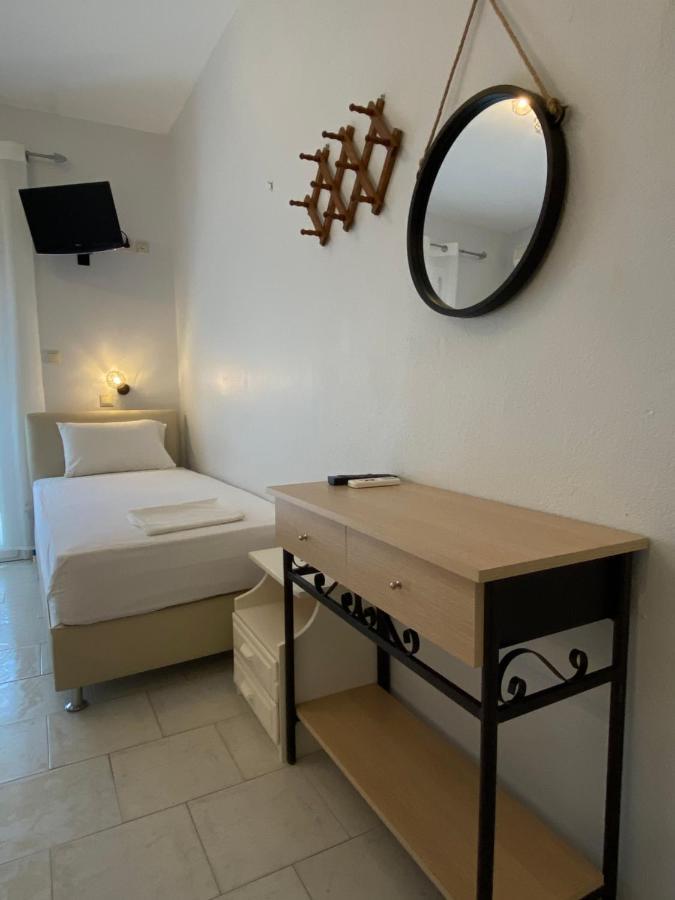 Rooms Chrysoula Vrasná 外观 照片